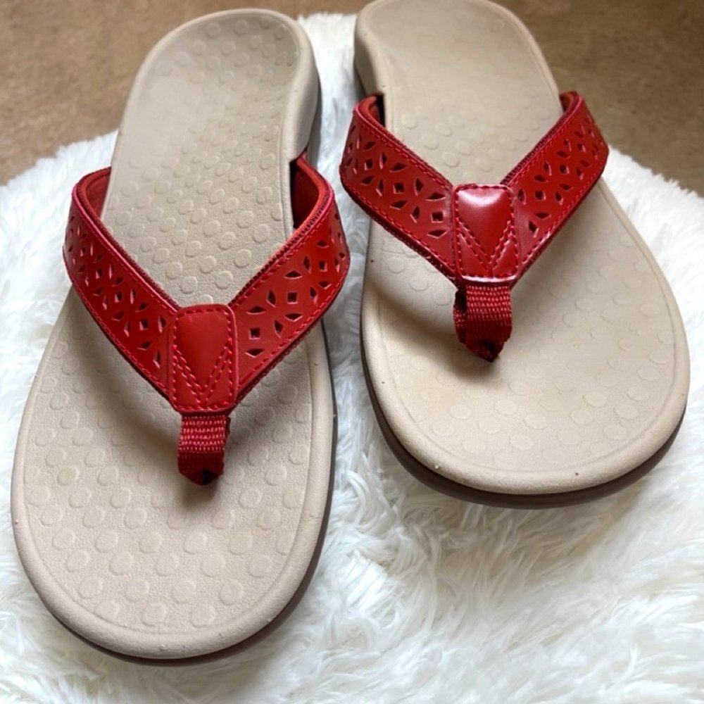 Vionic Leather Thong Sandals - Tide Anniversary